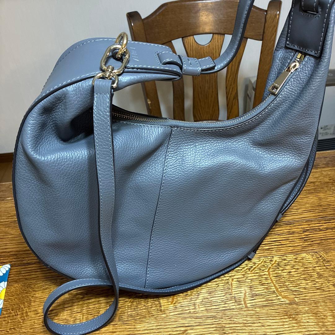 FURLA 本革 グレー バッグ