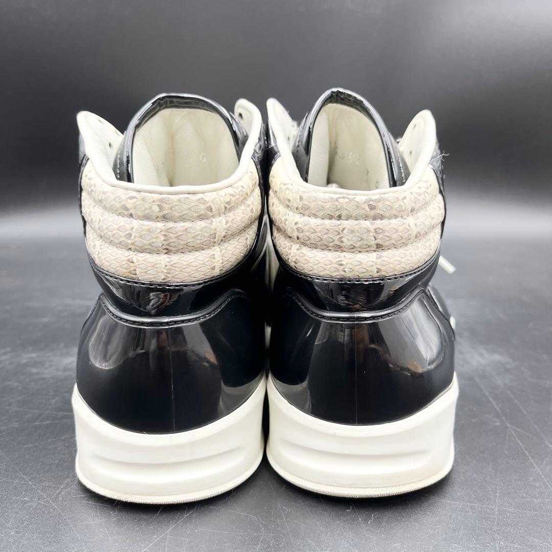 美品✨ グッチ インターロッキング パイソン パテントレザー 26cm相当