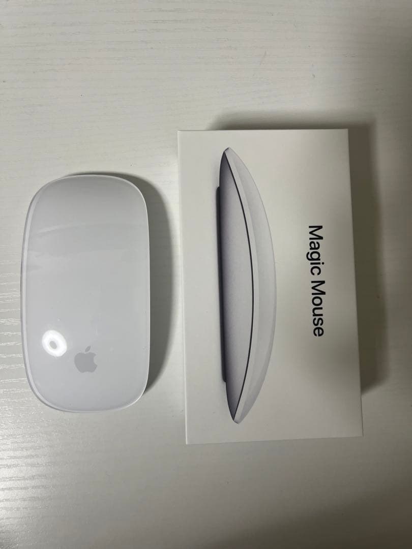 MacBook Air M2 Appleマウス付き