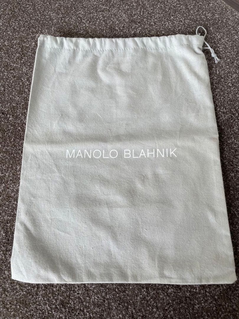 MANOLO BLAHNIK(マノロブラニク) ブラック　パンプス