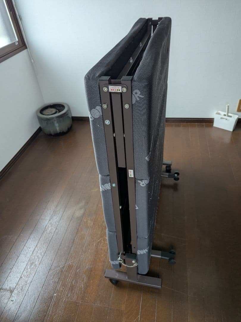 【処分価格】EMOOR 折りたたみベッド シングル 送料込 早い者勝ち
