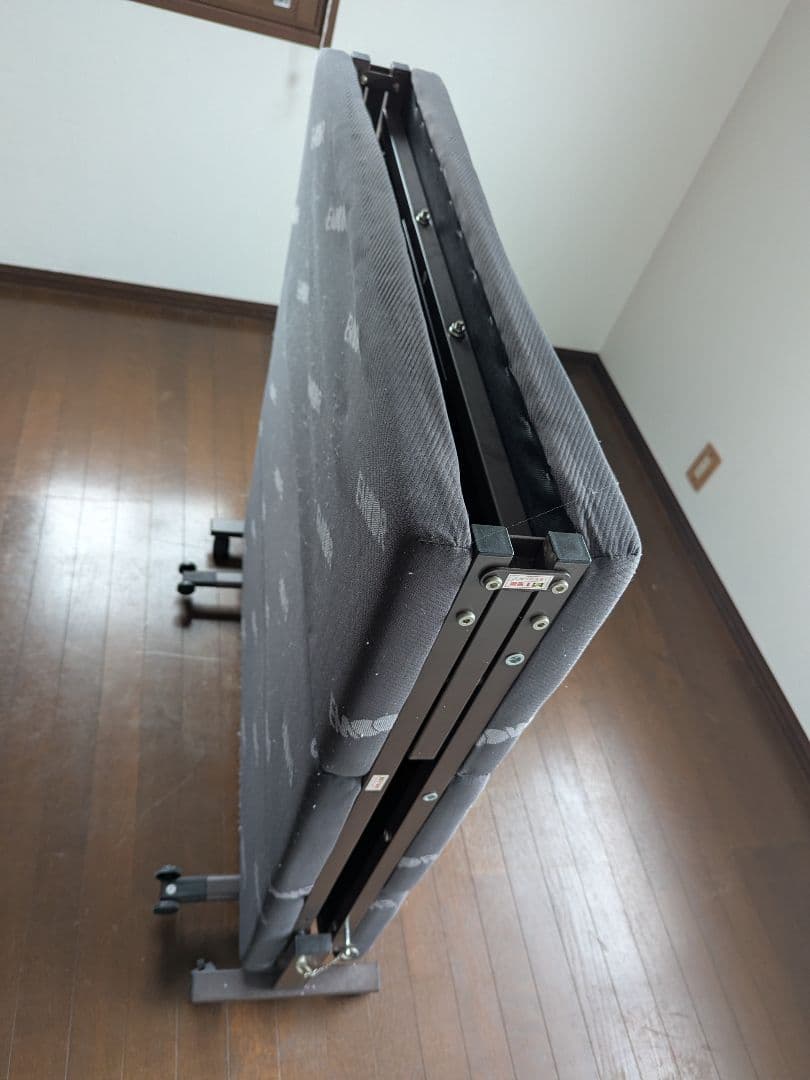 【処分価格】EMOOR 折りたたみベッド シングル 送料込 早い者勝ち