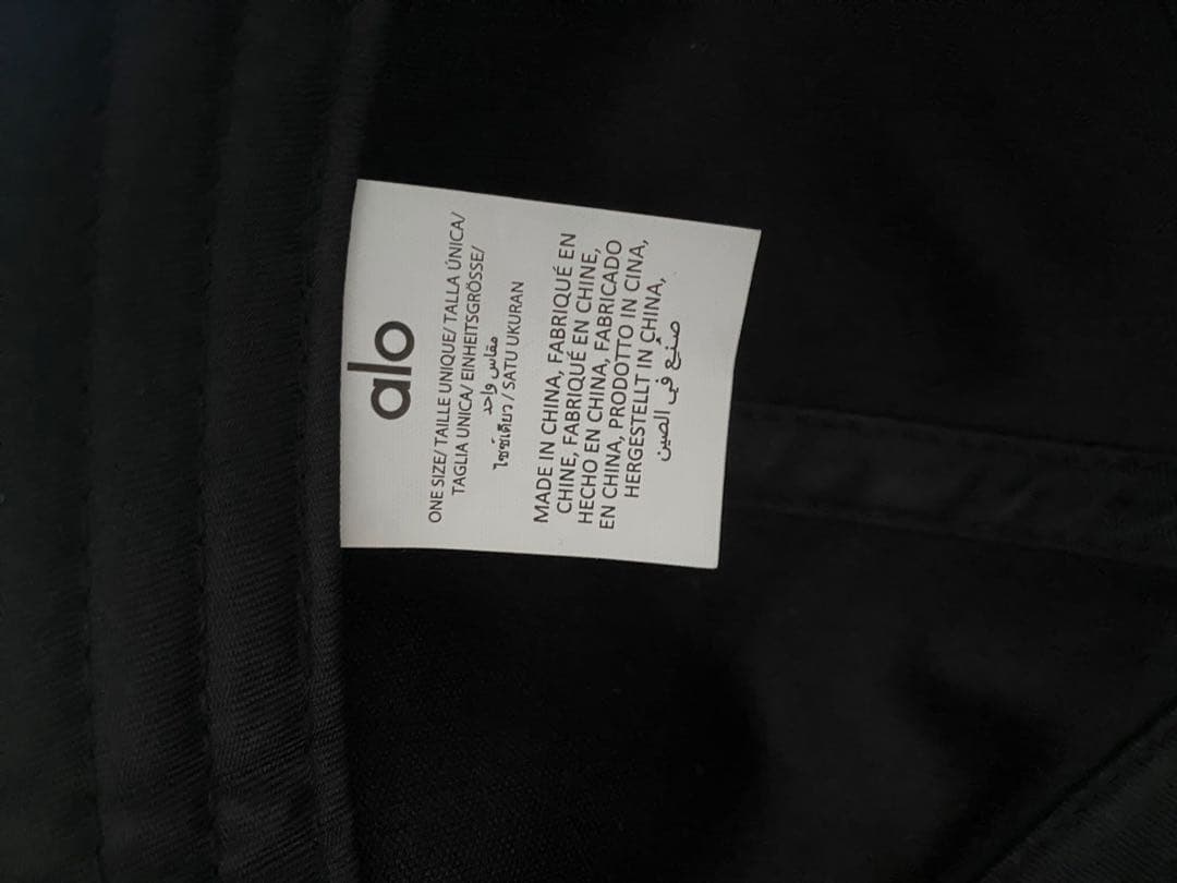 alo サテン キャップ 正規品