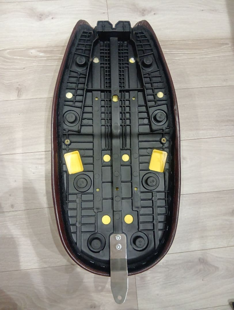 GB350 GOODSEAT タックロール