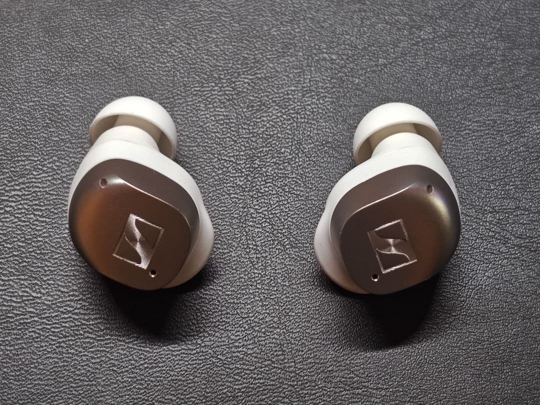 ヘッドホン Sennheiser Momentum True Wireless 4