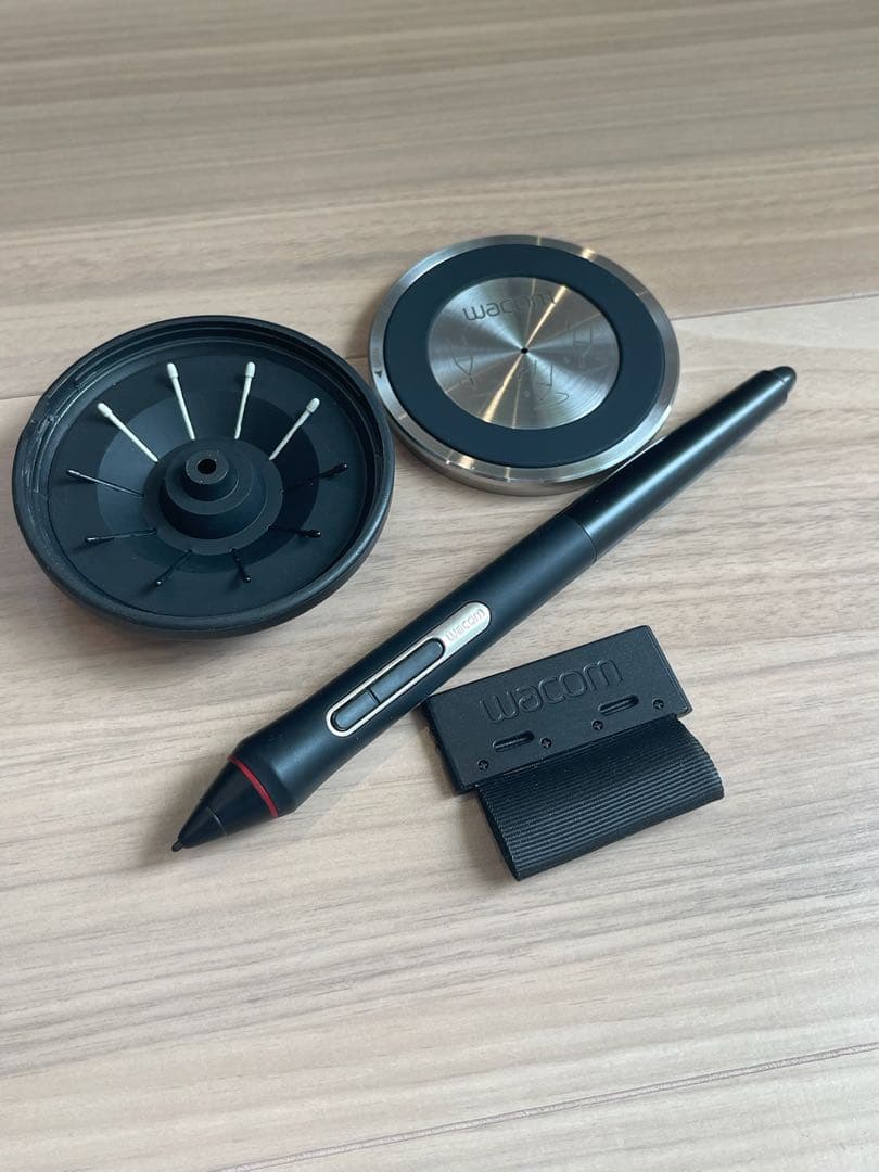 美品Wacom Cintiq Pro 16 2021 特典未使用　DTH167