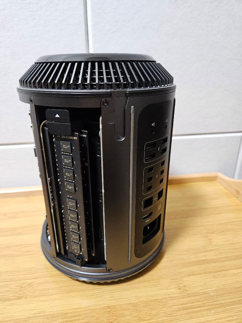 ジャンク 通電不可 mac pro 32GB M.2変換 4K60アダプタ付