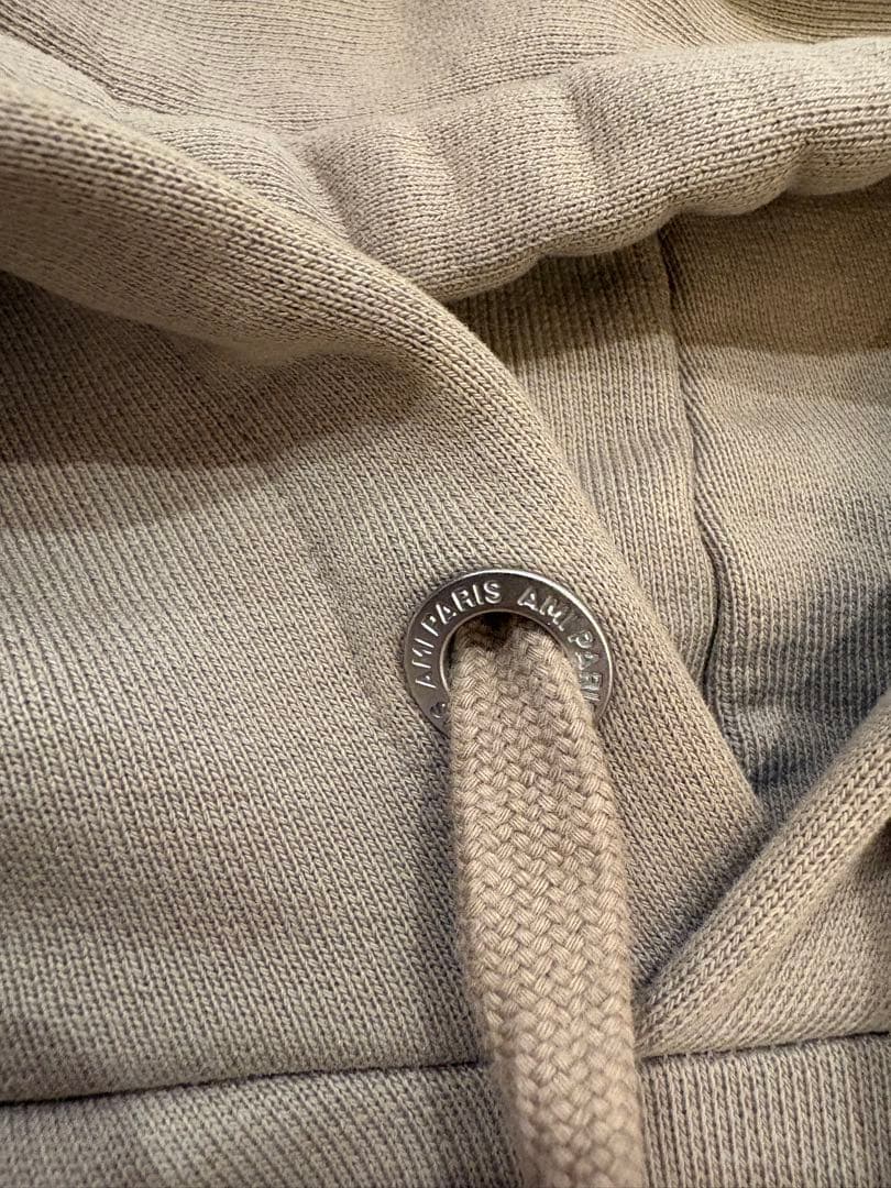 アミパリス(ami paris) ベージュパーカー