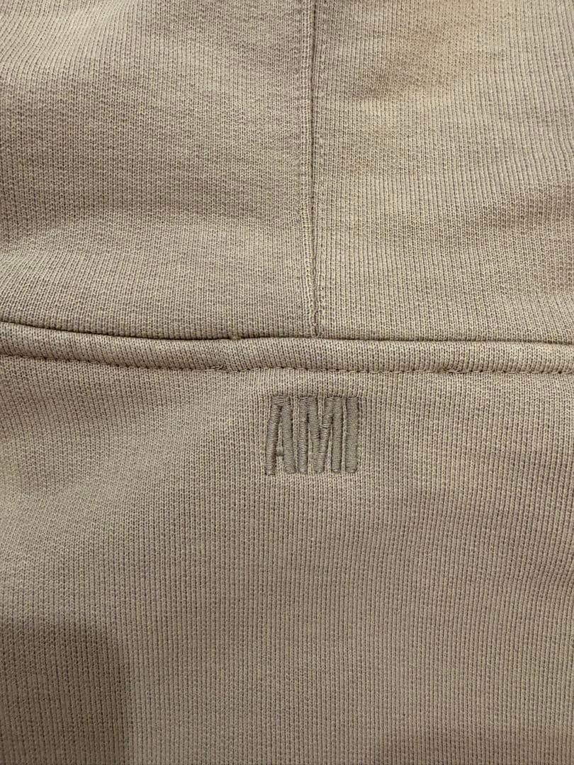 アミパリス(ami paris) ベージュパーカー