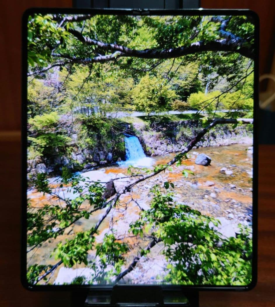 Samsung Galaxy Z Fold4【訳あり】（韓国版SIMフリー）