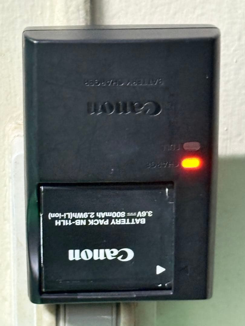 ⭐️M1006A⭐️ Canon IXY 650 PC2274