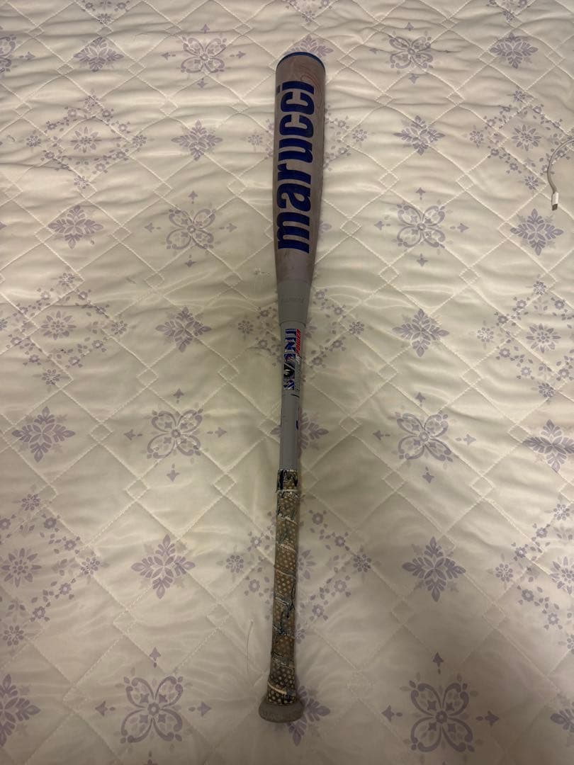 本日23:59まで値下げ　ワニクラ青ワニ 白ワニ80センチ 少年用