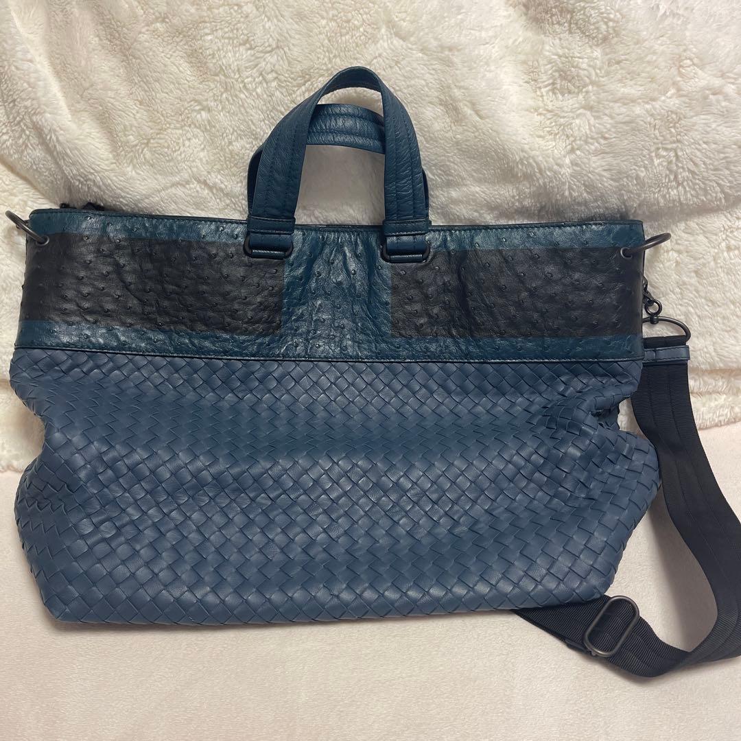 BOTTEGAVENETAボッテガヴェネタレザーネイビー2WAYショルダーバッグ