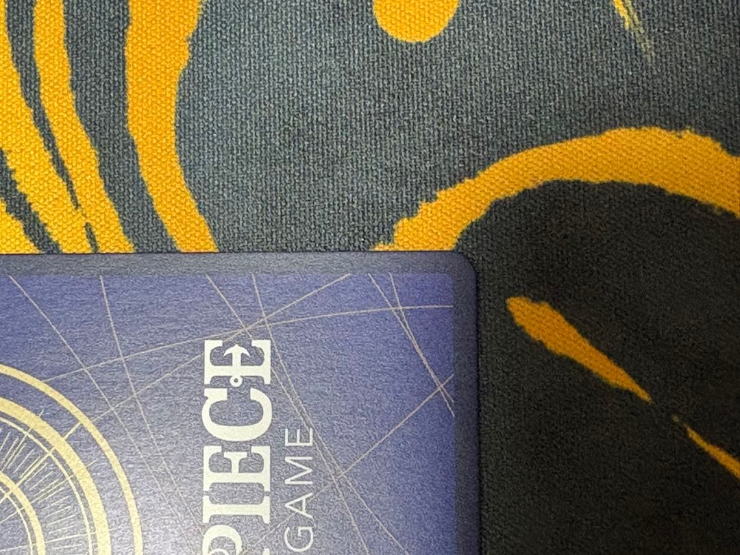 ワンピースカード　ルフィ　コミックパラレル　新たなる皇帝　コミパラ