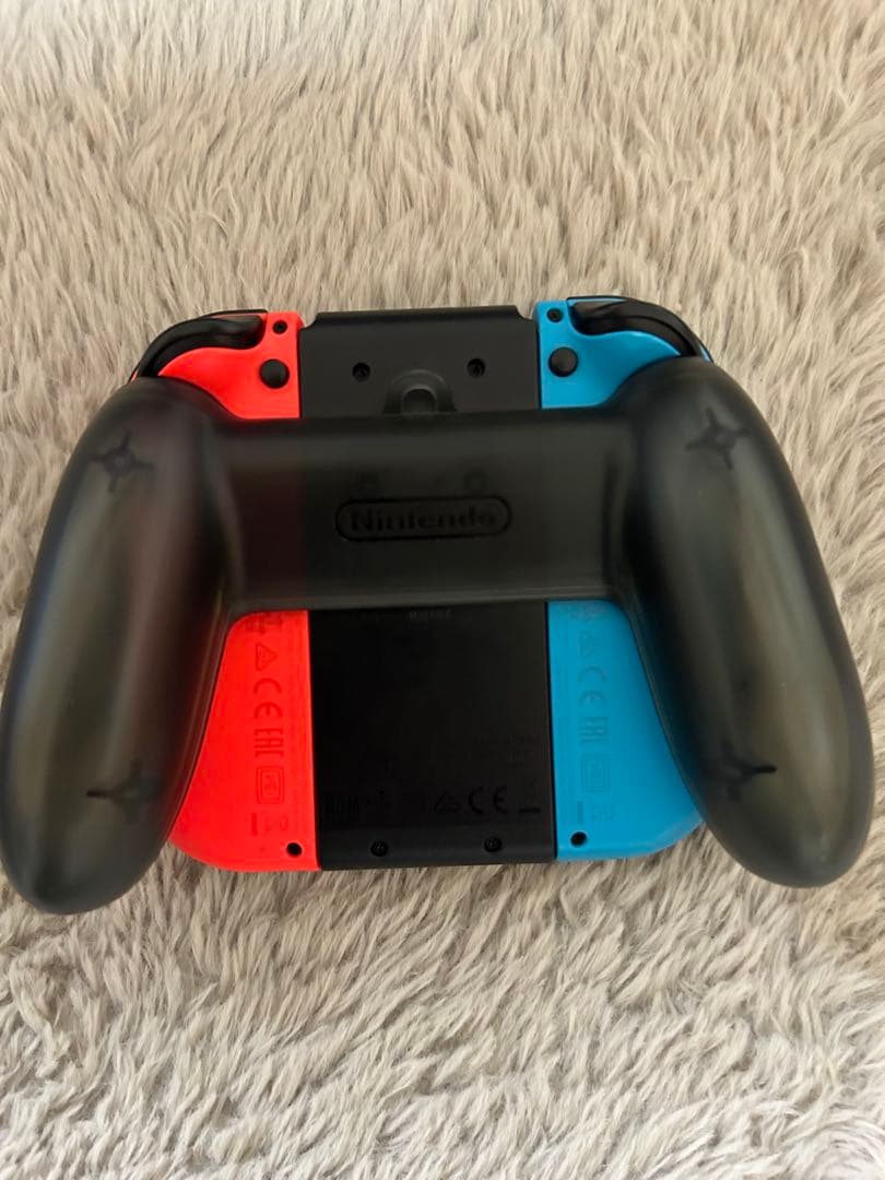 Nintendo Switch 本体+周辺機器セット　専用収納ケース付き