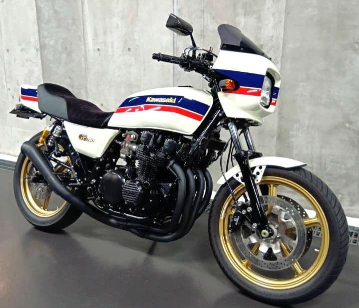 Z750GP　シート　低反発　ゲルザブ加工済　アルカンターラ　スエード　極美品