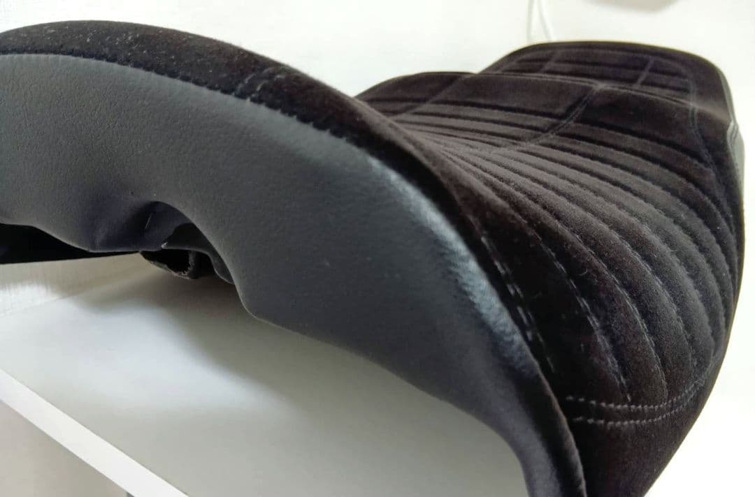 Z750GP　シート　低反発　ゲルザブ加工済　アルカンターラ　スエード　極美品