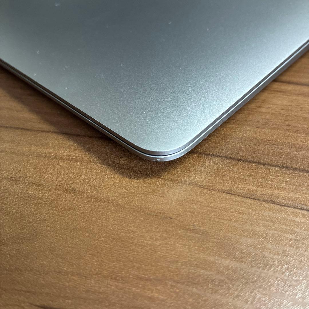 MacBook本体 MacBook Air 2020 coie i5