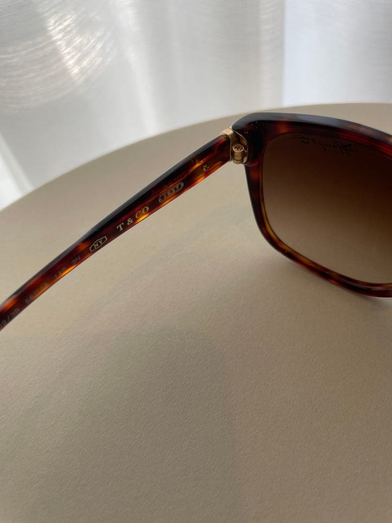 ブラウン べっこう サングラス ティファニー Tiffany