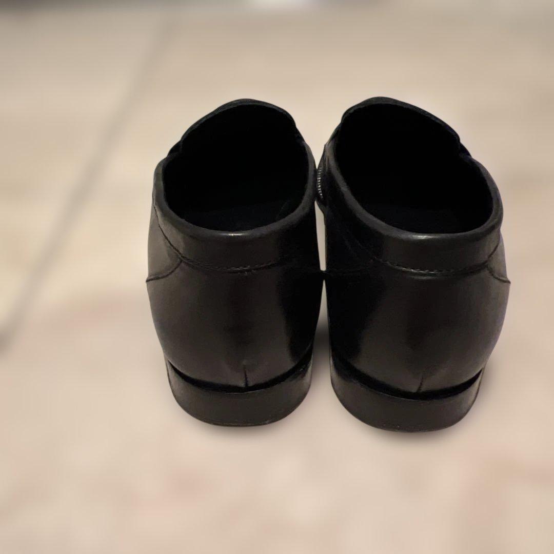 専用マノロブラニク　黒いレザー ローファー