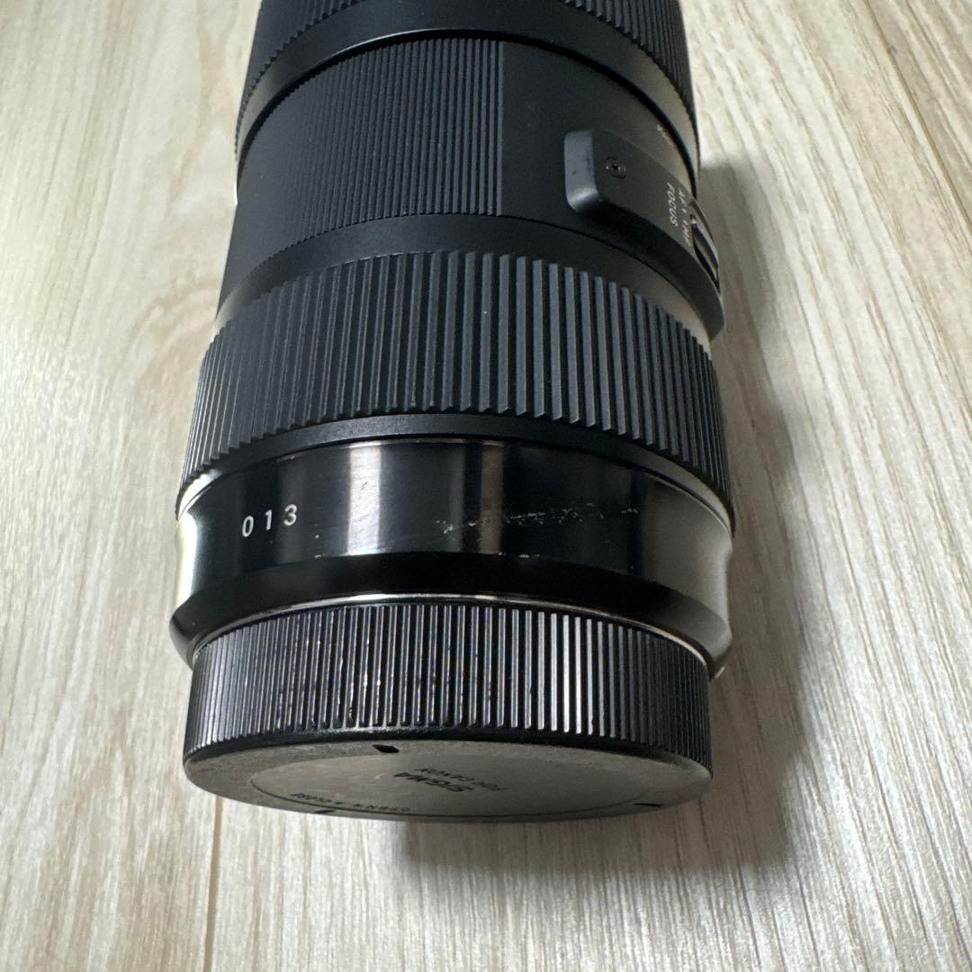 Sigma 18-35mm F1.8 DC ズームレンズ　EFマウント