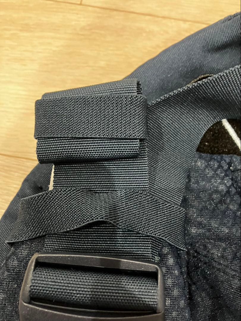 【美品】エルゴベビー オムニブリーズ ベビーキャリア ネイビー 抱っこ紐　紺