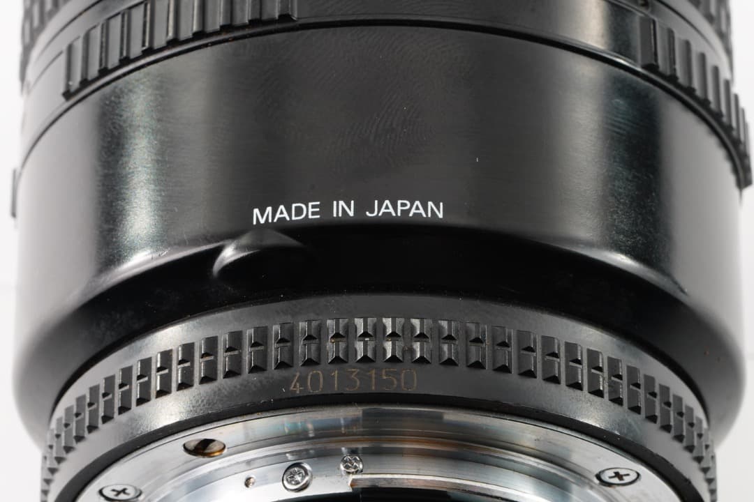フード付き AF Ai Micor-Nikkor 60mm F2.8D 150