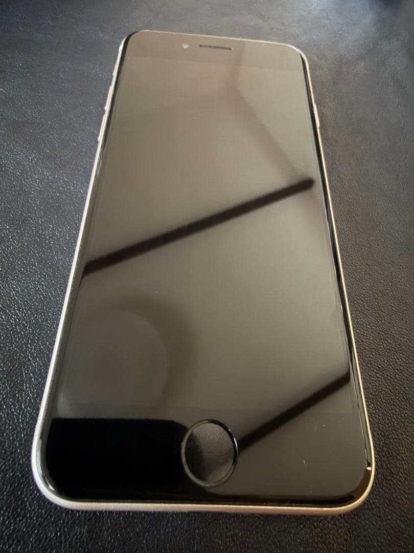 iPhone SE 3 (第3世代) 64gb ホワイト 美品