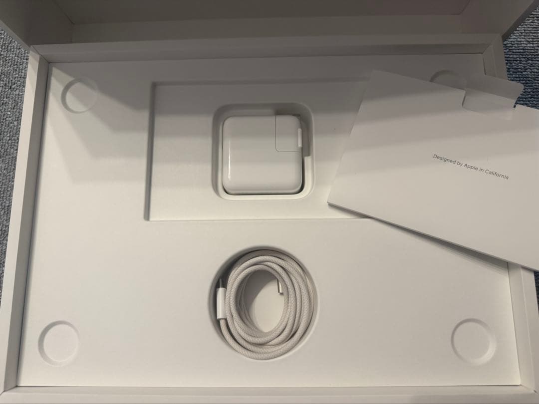 ぺこりんさん専用　MacBook Air 13.6インチ M4 スターライト