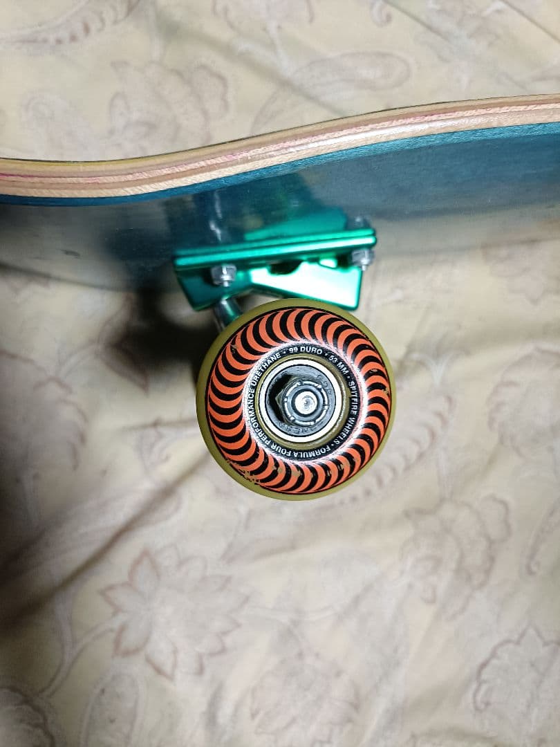 スケボー　ファッキンオーサム　コンプリート　大人用プロテクター　他色々　セット