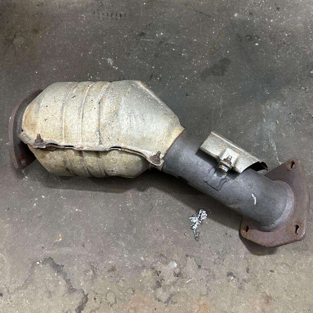 TOYOTA JZX100 1JZ-GTE用 純正触媒