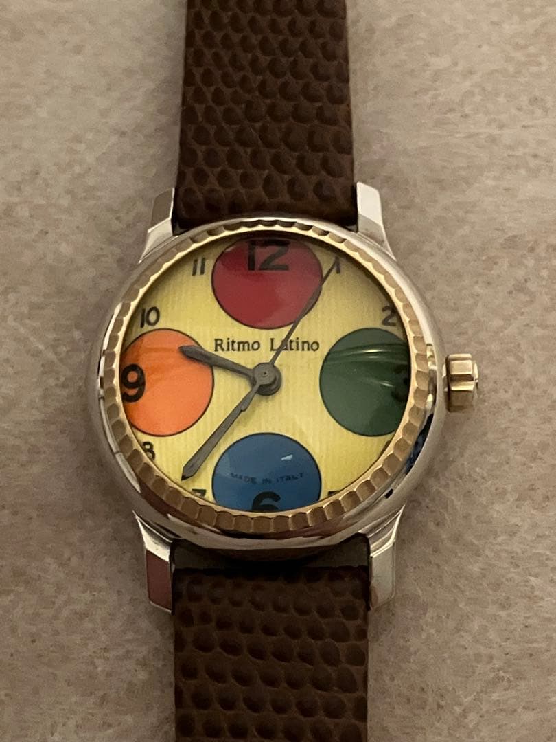 値下げ 稼働★Ritmo Latino グリーン ＱＺ腕時計 電池、革ベルト新品