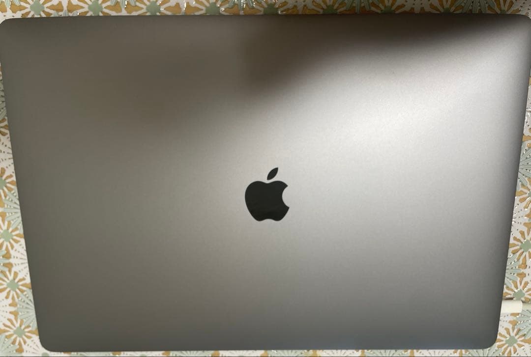 MacBook Pro（15.5インチ)2018年