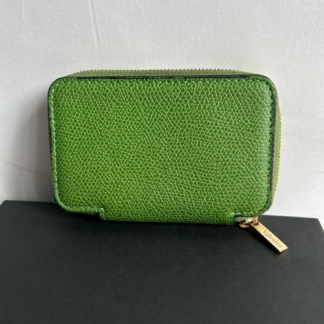 美品✨ヴァレクストラ ミニウォレット ラウンドファスナー カーフスキン グリーン