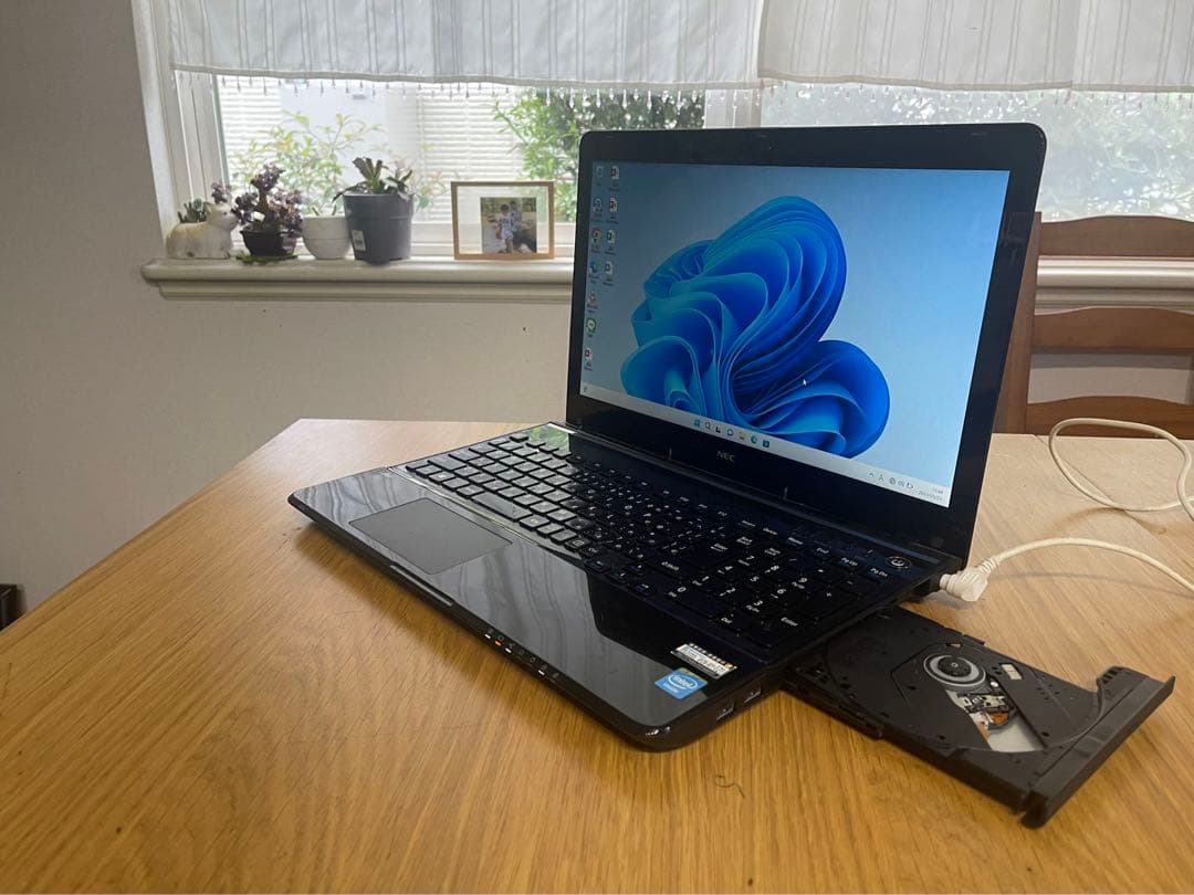 NEC ノートパソコン本体★コスパ◎★Windows11搭載