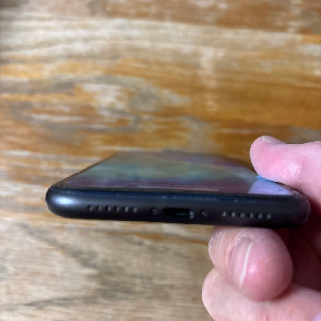 iPhone11 ブラック　本体　64GB