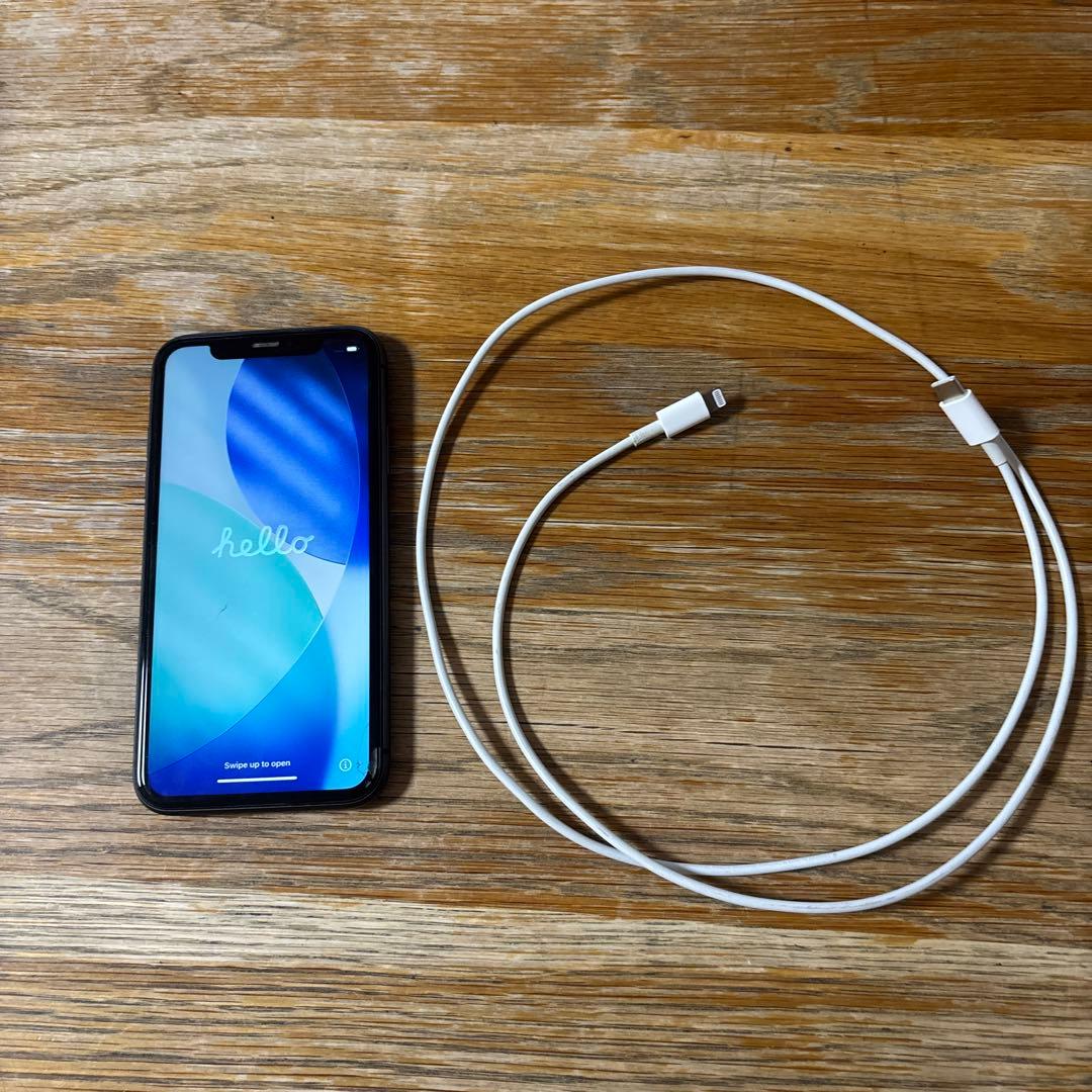 iPhone11 ブラック　本体　64GB