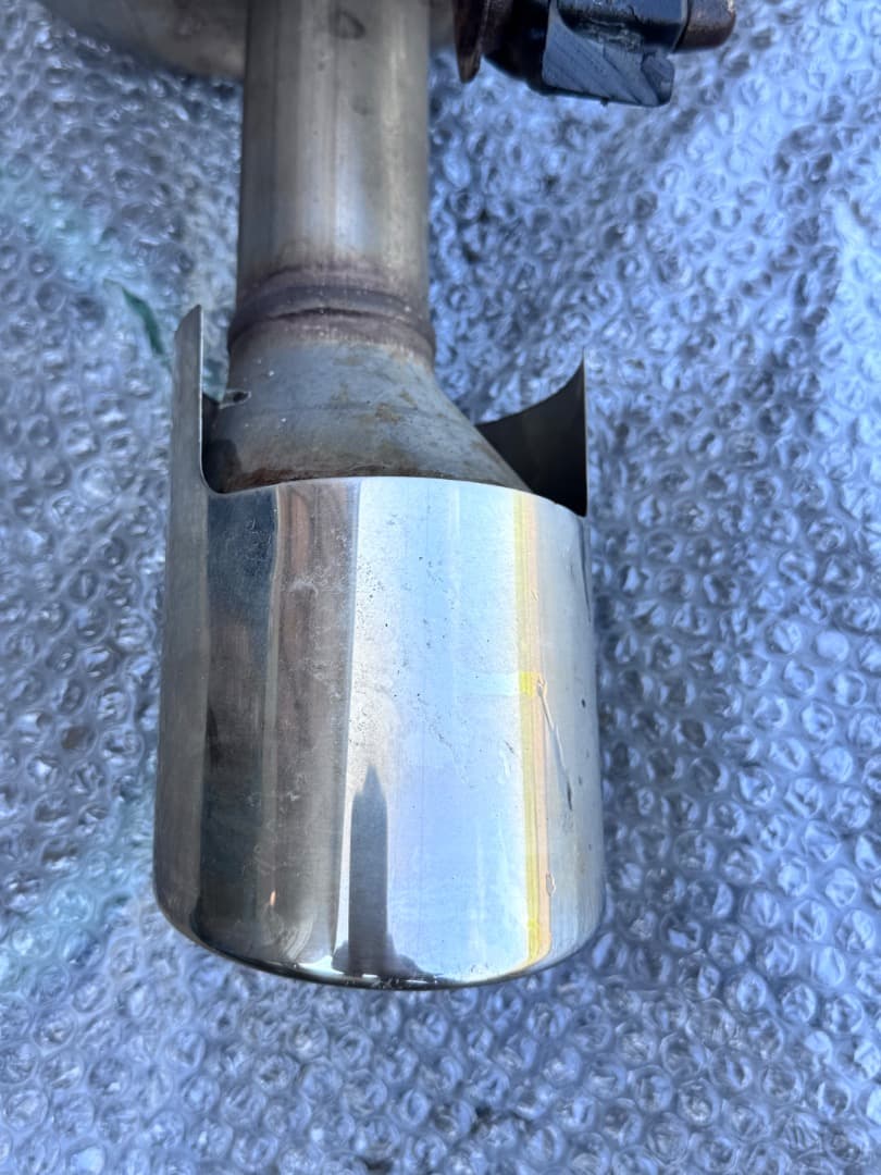 プリウス30Gs純正サイレンサー