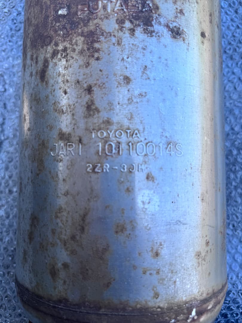 プリウス30Gs純正サイレンサー