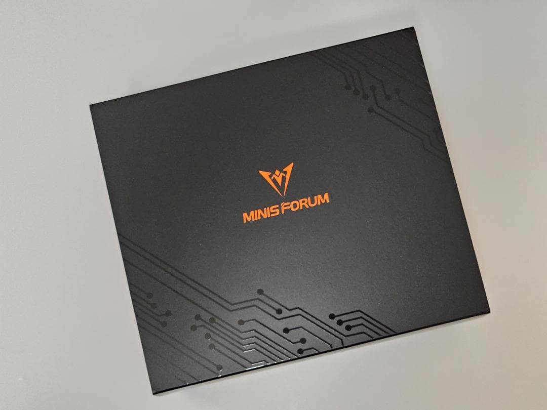 MINISFORUM UM760 Slim (RAM増設済み)