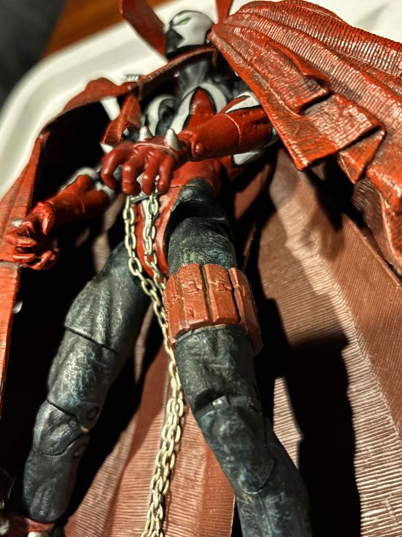 マクファーレントイズ スポーン フィギュア 2002年製 十字架台座 チェーン付