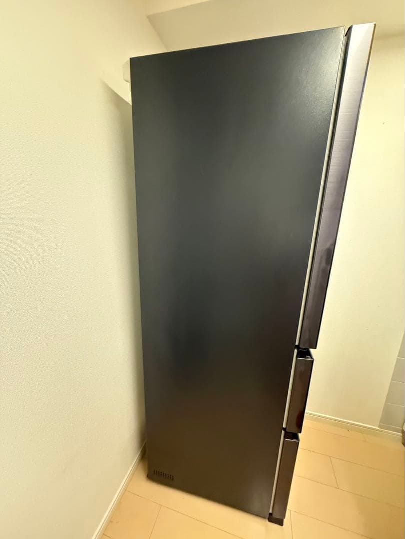 日立ノンフロン冷凍冷蔵庫　315L R-V32SV（K）2023年製　右開き