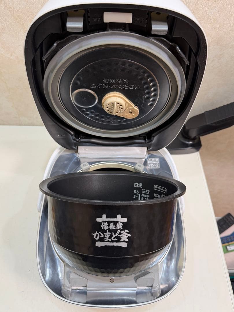 TOSHIBA RC-10VXN 圧力IH炊飯ジャー炊飯器