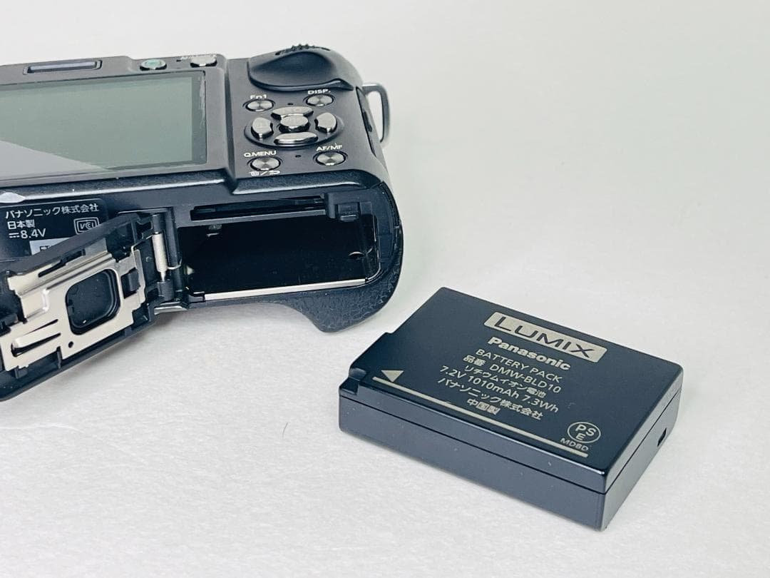 【ショット数5,121回】PANASONIC LUMIX DMC-GX1 ボディ