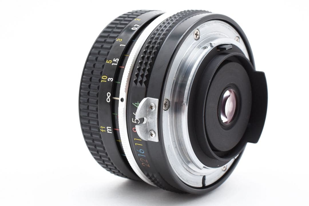 美品 Nikon New Nikkor 20mm f/4 広角レンズ