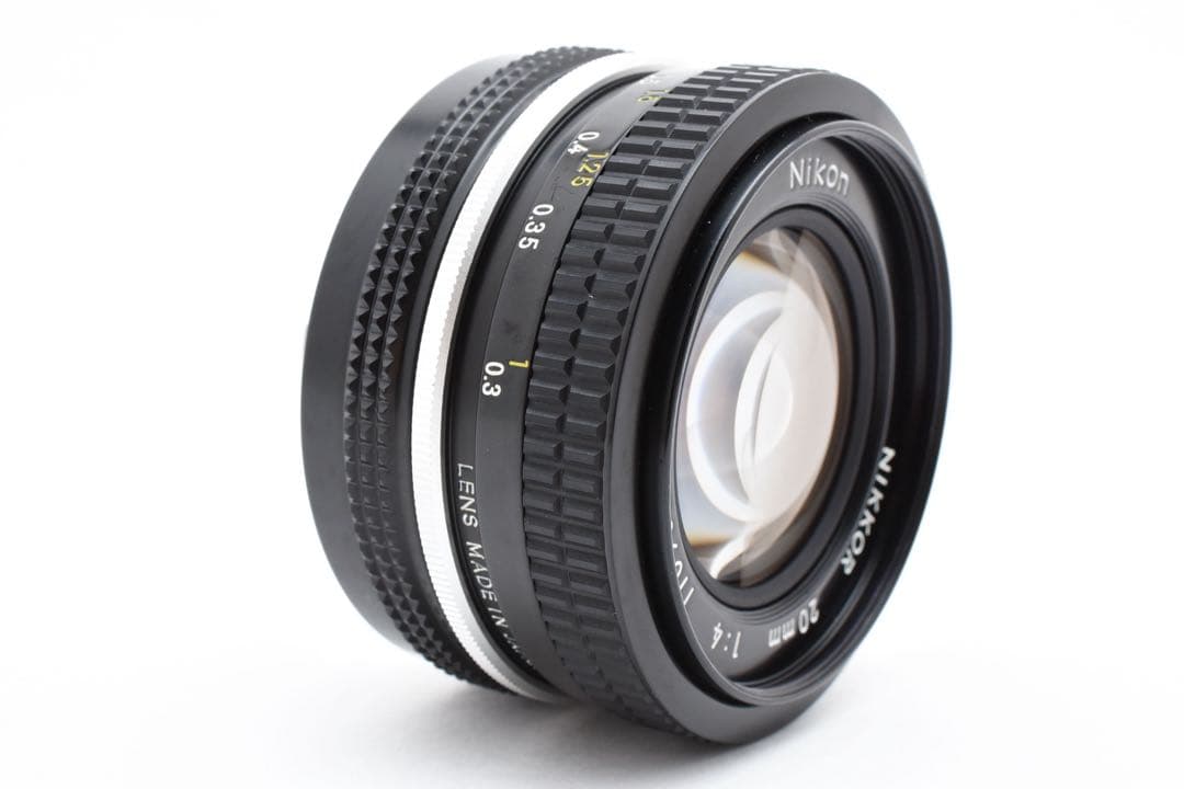美品 Nikon New Nikkor 20mm f/4 広角レンズ