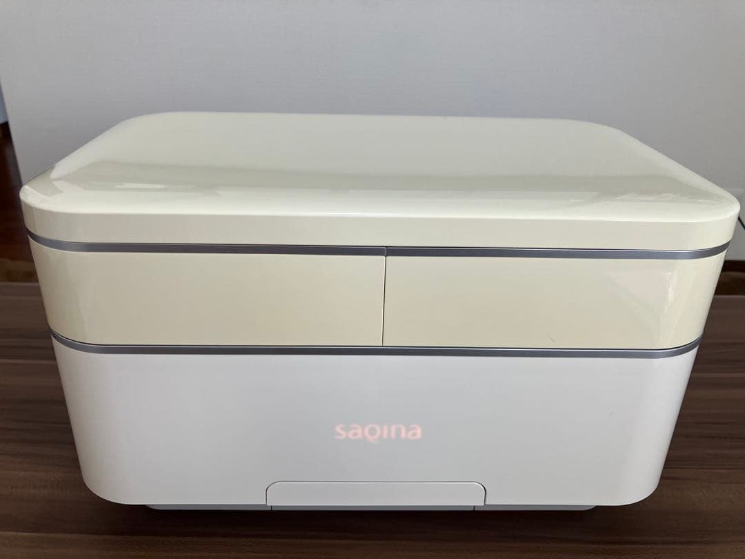 サキナ　美顔器　ビジュー　　化粧品付き