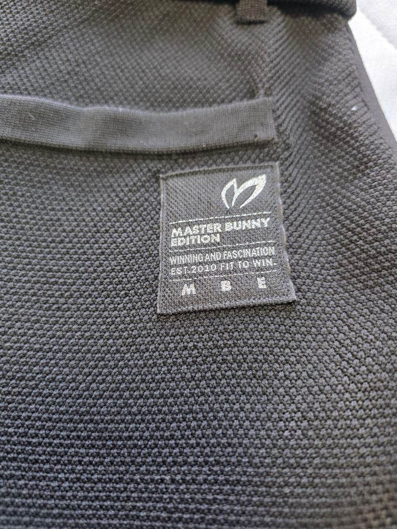 M5 プロフ必読様新品同様マスターバニージョガーパンツ５