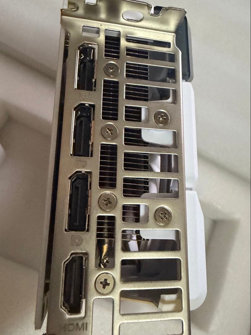 ASUS GeForce RTX 4060 White グラフィックボード