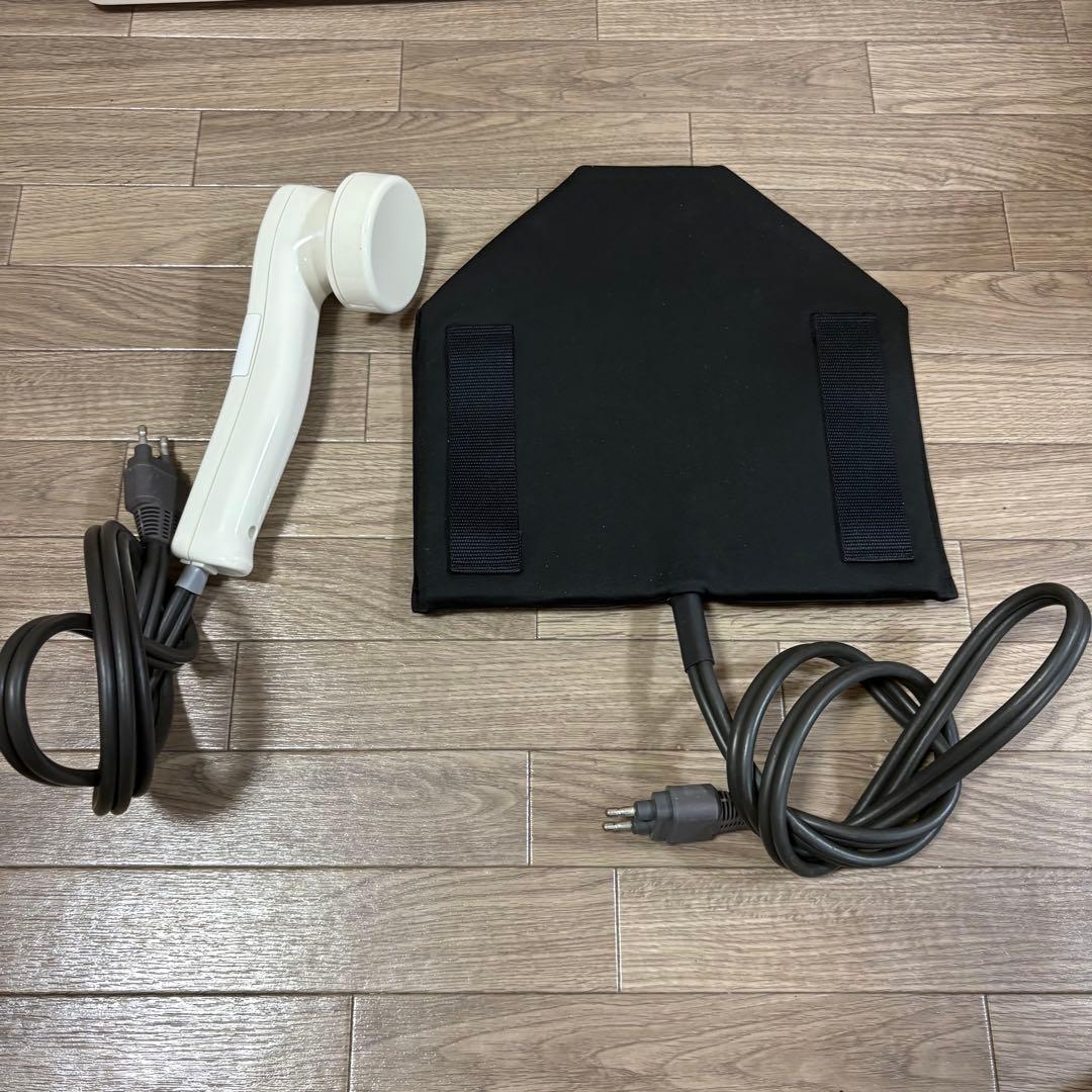 美品☆ビューティーインパクトSV 超音波美容器　肩こり　腰痛　冷え性にも